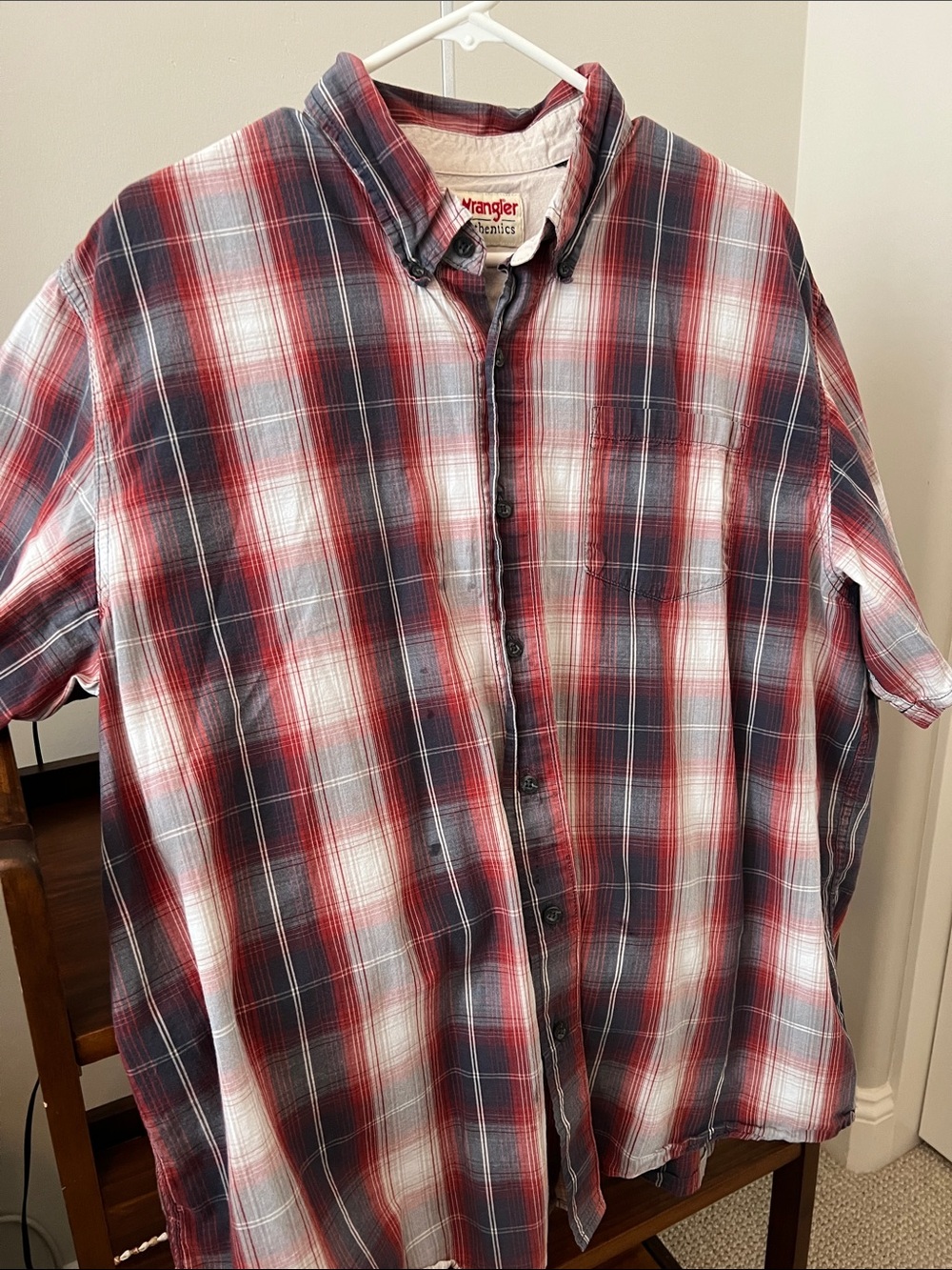 Wrangler Red Navy & White Plaid Button-Down Shirt